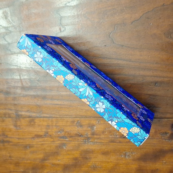 🌸 Liberty of London Moon Flower 3 Pen Set. New with tags! - Picture 6 of 7